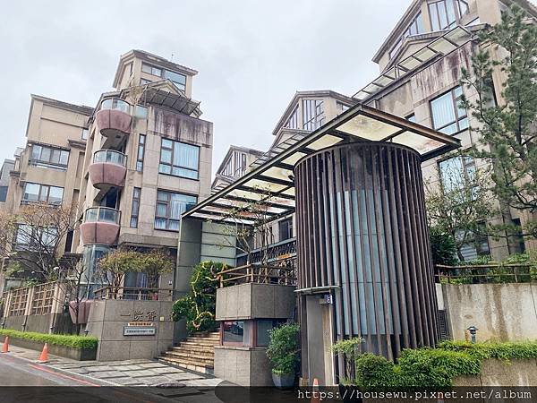 內湖四期頂級電梯別墅