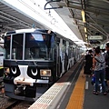 特殊塗裝的橫濱高速鐵道Y000系"乳牛電車"