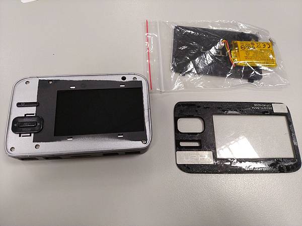 費了一番勁才拆開的D720主機