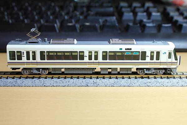 8號車, クモハ221-27