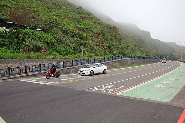 這裡則是台鐵八斗子車站