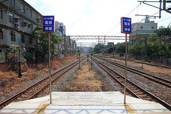 位在月台極限空間的停車位置