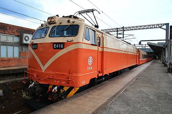 本務機: E416