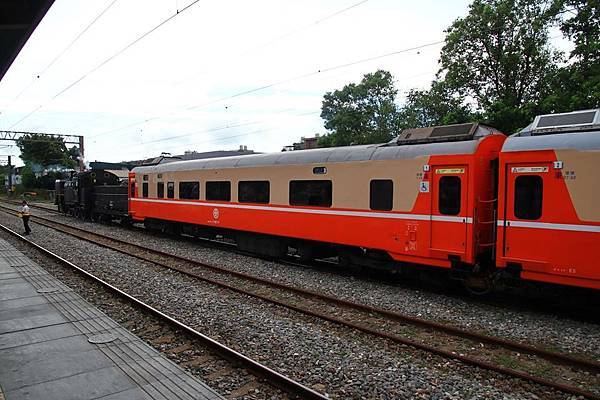 1號車是有車長室的40FPK11611