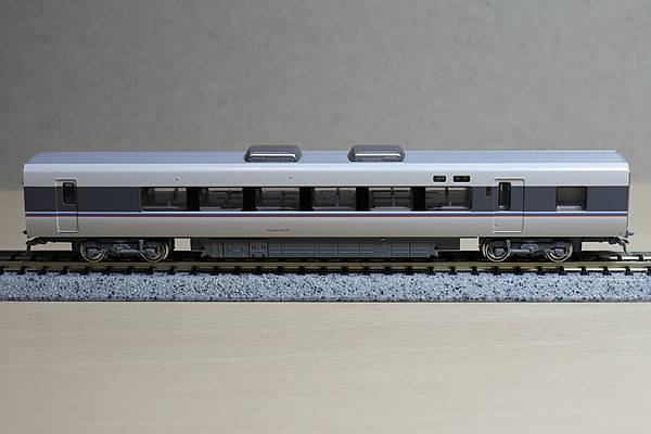 4號車, サハ681-208