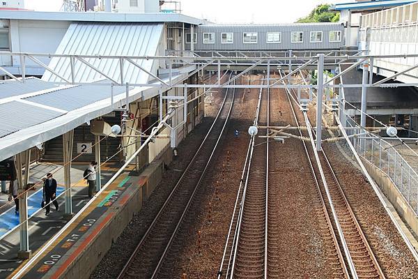 途經JR的舞子車站