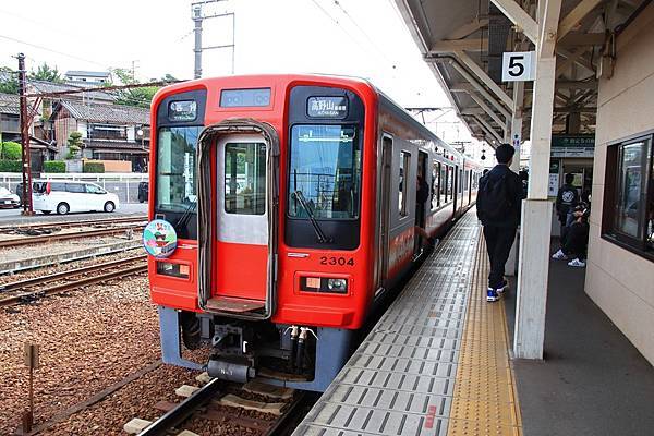 往高野山的2300系