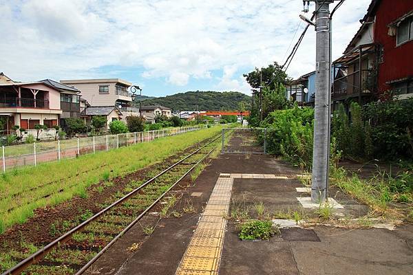 月台東端