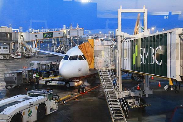 傍晚的成田空港