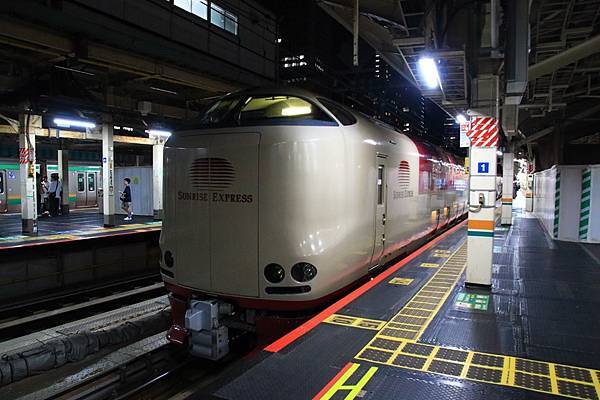 1號車的前方完全是兵家必爭之地