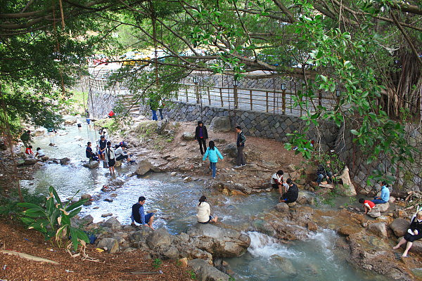 旁邊的親水公園