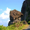鋼盔岩.jpg