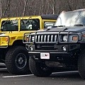 2006_Hummer_H3_H1_and_H2.jpg