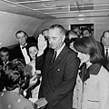 1024px-Lyndon_B._Johnson_taking_the_oath_of_office,_November_1963.jpg