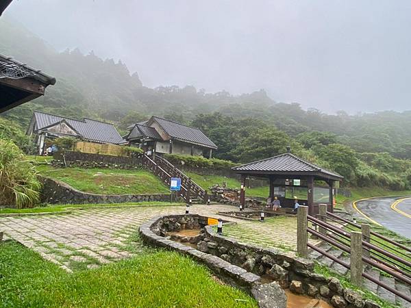 LINE_ALBUM_陽明山縱走_220908_131.jpg