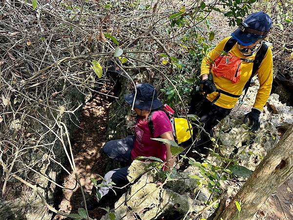 北柴山 神龍谷、金瓜洞〈北峰極樂洞、神龍谷、金瓜洞登遊誌之二