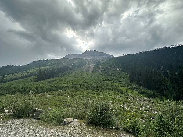 幽鶴國家公園 塔卡考瀑布、天然橋〈美、加洛磯山脈家族自駕遊 