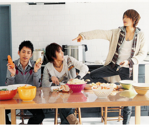 KAT-TUN 25.jpg