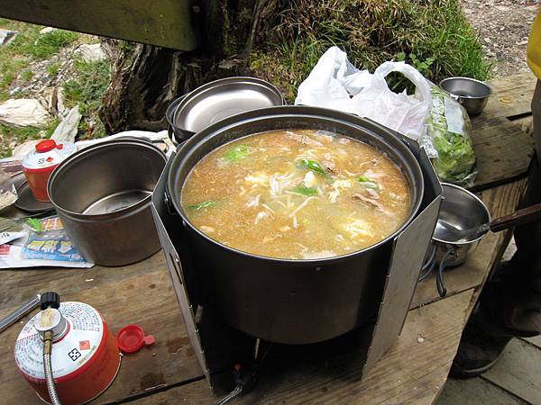 很香的午餐，因為有加麻油豬肉.JPG