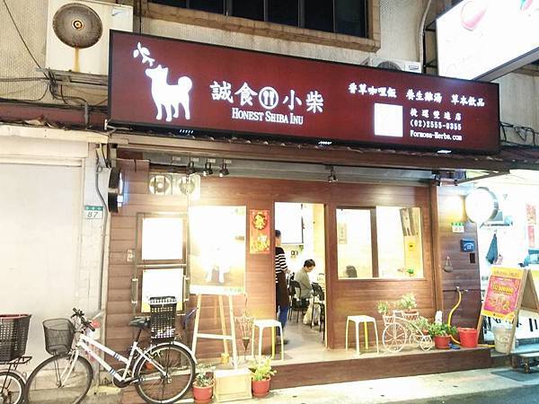 12321196_1112443235444130_1714958374426391157_n.jpg 12321196_1112443235444130_1714958374426391157_n.jpg