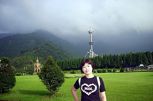 mwUFLx7Go6d4O10f2IOVVw.jpg