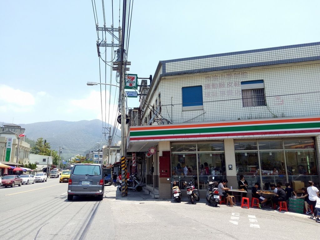 17 8 10離開南澳農場 南澳7 11超商買早餐飲料 南興冰店吃冰 南澳朝陽漁港 粉鳥林漁港 沙灘秘境 南澳到蘇澳沿途的海岸線 南方澳觀景台 蘇澳 港 南方澳南天宮 南方澳尚蓋讚小吃店 買地久牌高 17 8 10離開南澳農場 南澳7 11超商買早餐飲料 南興冰店吃冰 南澳朝陽漁港 粉鳥林漁港 沙灘秘境 南澳到蘇澳沿途的海岸線 南方澳觀景台 蘇澳 港 南方澳南天宮 南方澳尚蓋讚小吃店 買地久牌高