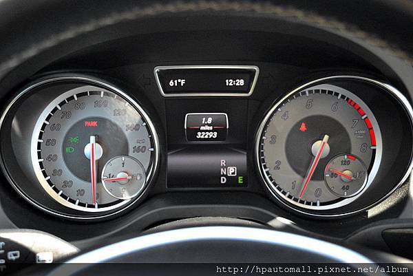 2024年最新 賓士BENZ GLA250 X156 小小休 2024年最新 賓士BENZ GLA250 X156 小小休