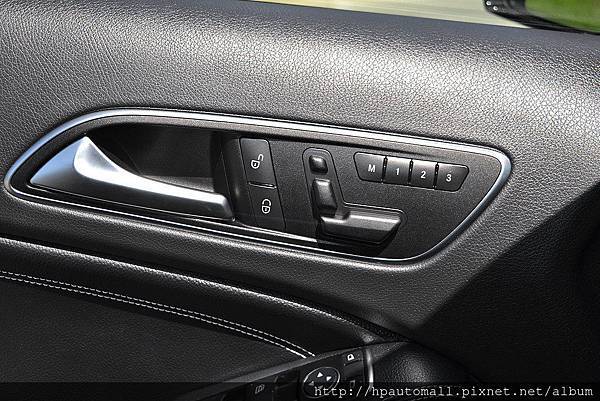 2024年最新 賓士BENZ GLA250 X156 小小休 2024年最新 賓士BENZ GLA250 X156 小小休