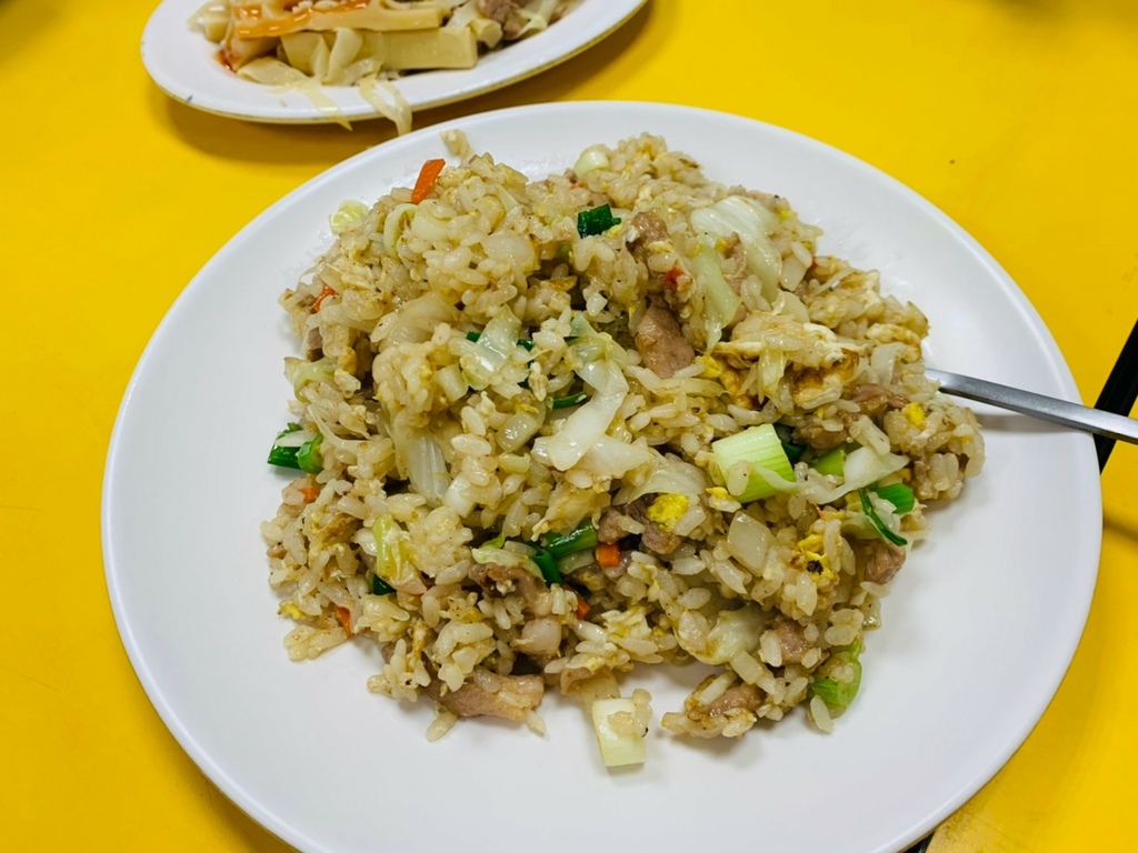 七堵 百福社區 恰恰飯麵館 