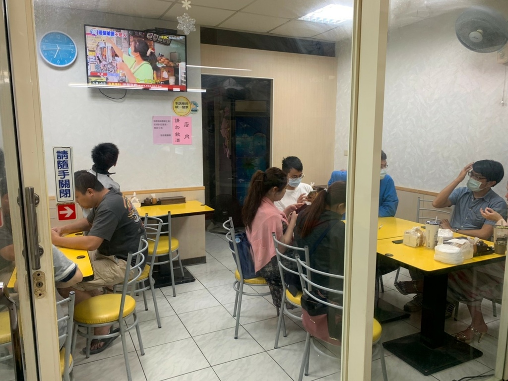 七堵 百福社區 恰恰飯麵館 七堵 百福社區 恰恰飯麵館