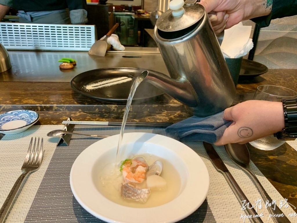 明水然無菜單鐵板燒 慶城店 明水然無菜單鐵板燒 慶城店