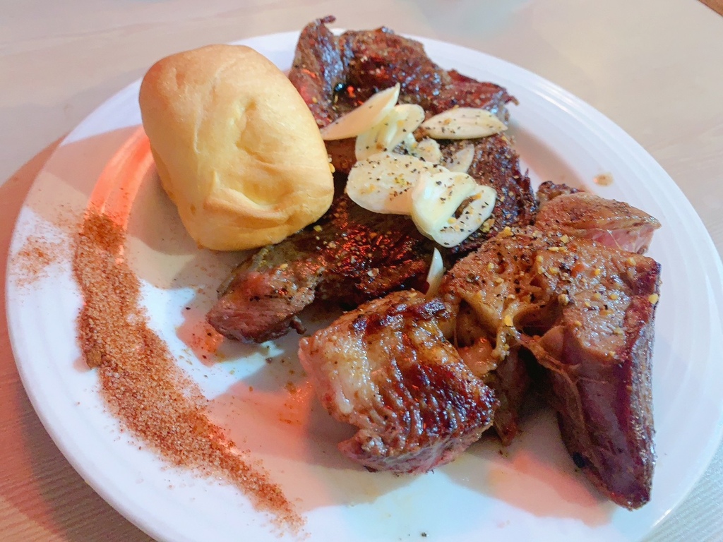 好吃好吃2號店 威靈頓牛排 好吃好吃2號店 威靈頓牛排