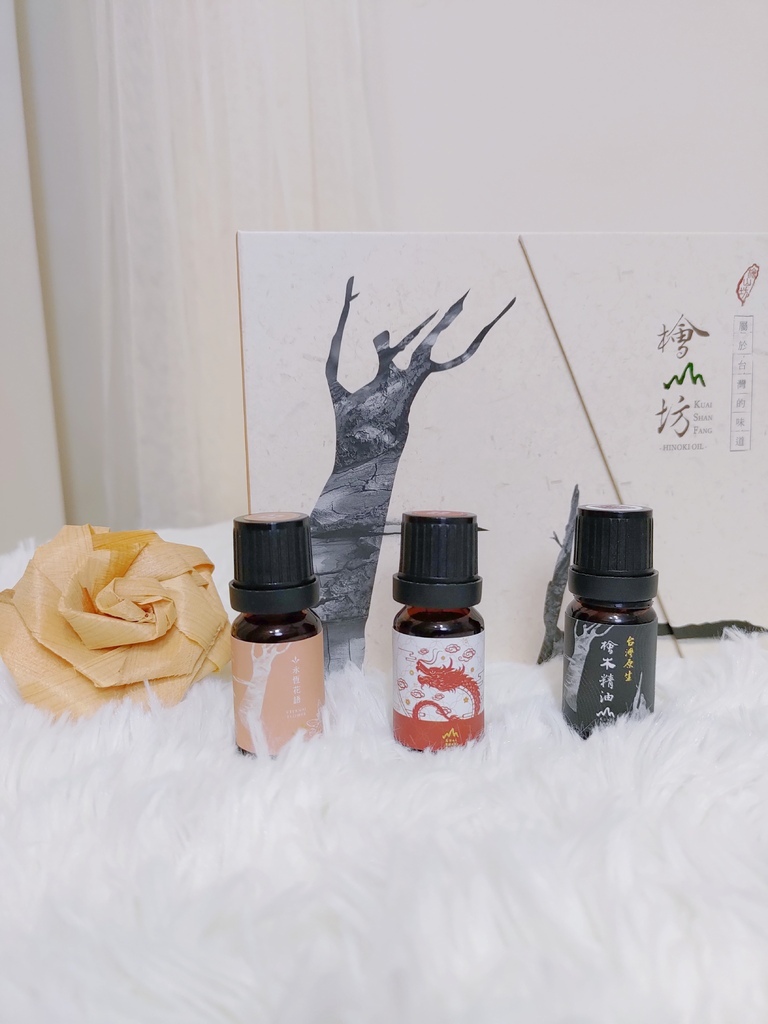 檜木精油推薦【檜山坊】檜木玫瑰精油貴賓白禮盒台灣檜木香氛領 檜木精油推薦【檜山坊】檜木玫瑰精油貴賓白禮盒台灣檜木香氛領