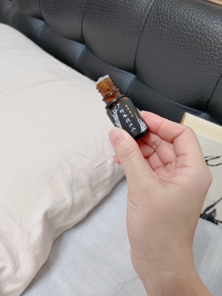 檜木精油推薦【檜山坊】檜木玫瑰精油貴賓白禮盒台灣檜木香氛領 檜木精油推薦【檜山坊】檜木玫瑰精油貴賓白禮盒台灣檜木香氛領