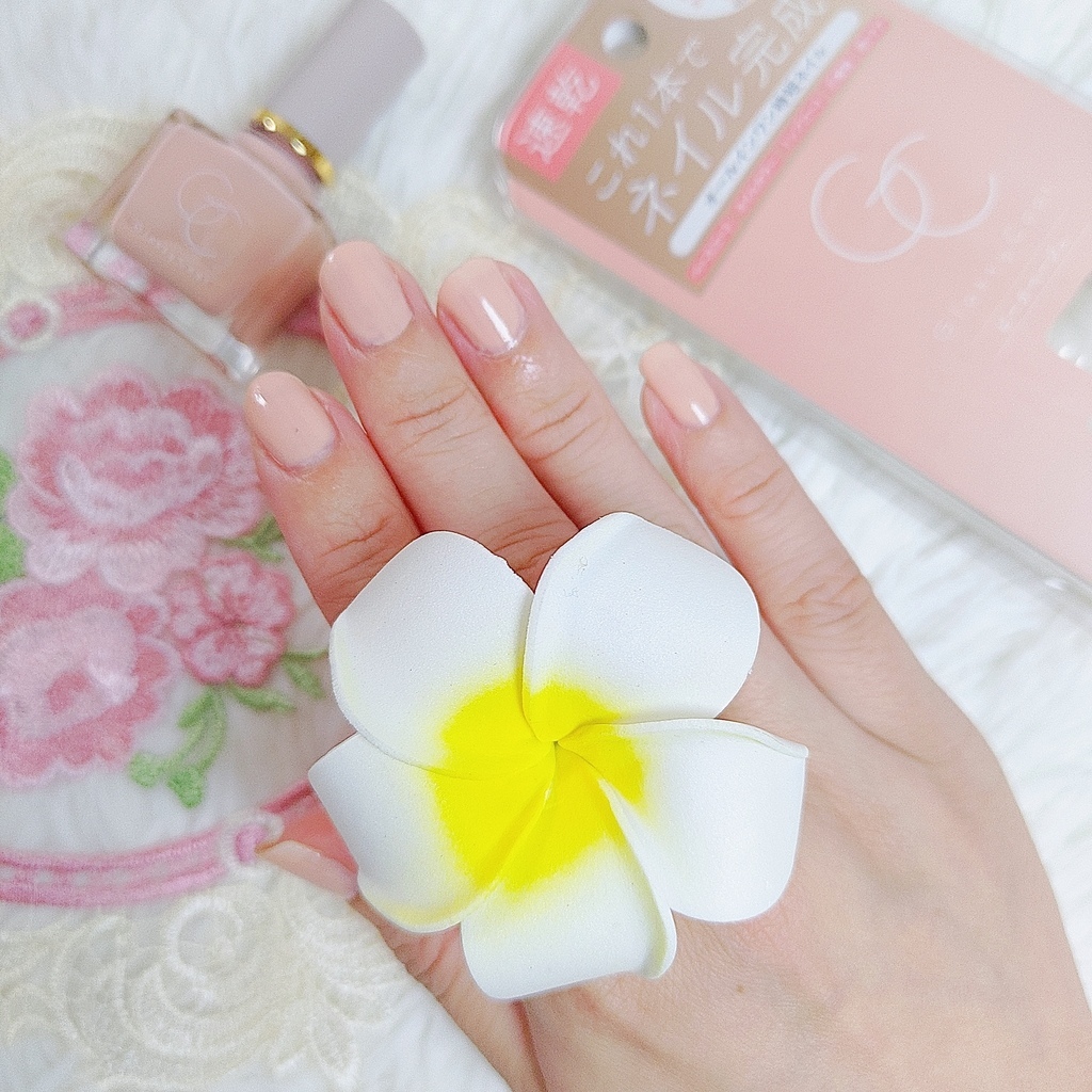 SQUSEME 琉璃光澤指甲油指甲油推薦