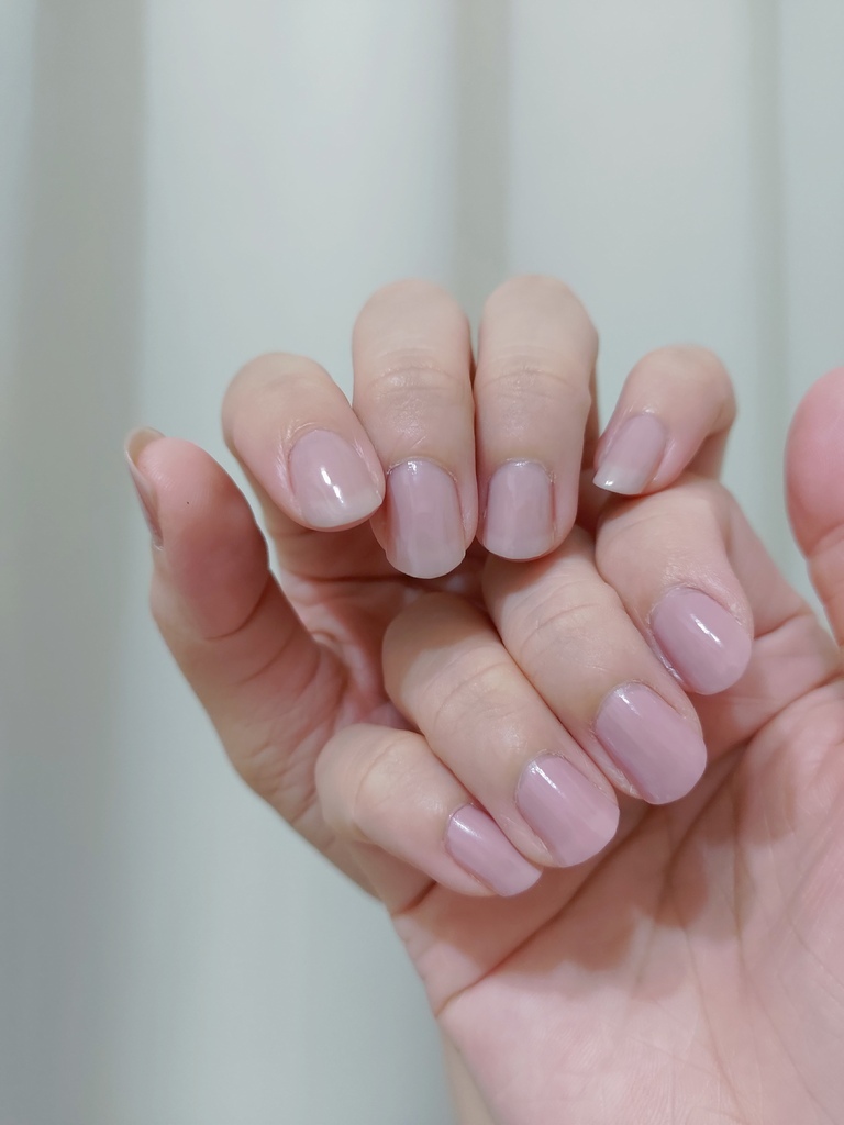 SQUSEME 琉璃光澤指甲油指甲油推薦