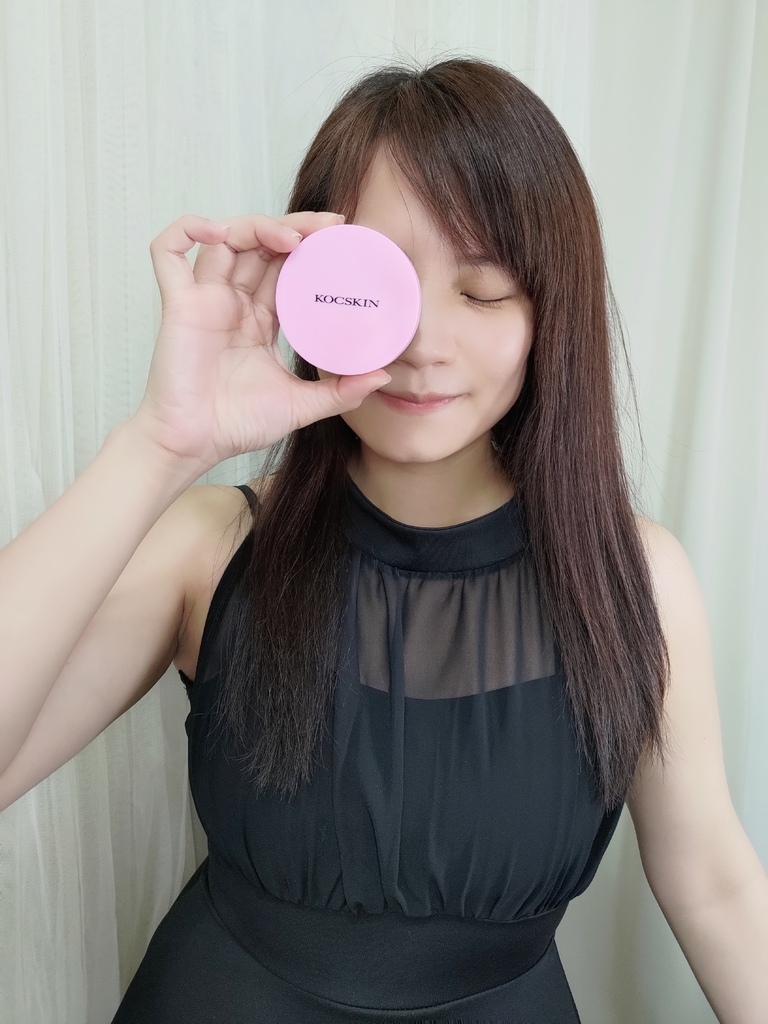 美妝開箱【KOCSKIN克麗詩黛】晶燦白皙氣墊粉餅SPF4 美妝開箱【KOCSKIN克麗詩黛】晶燦白皙氣墊粉餅SPF4