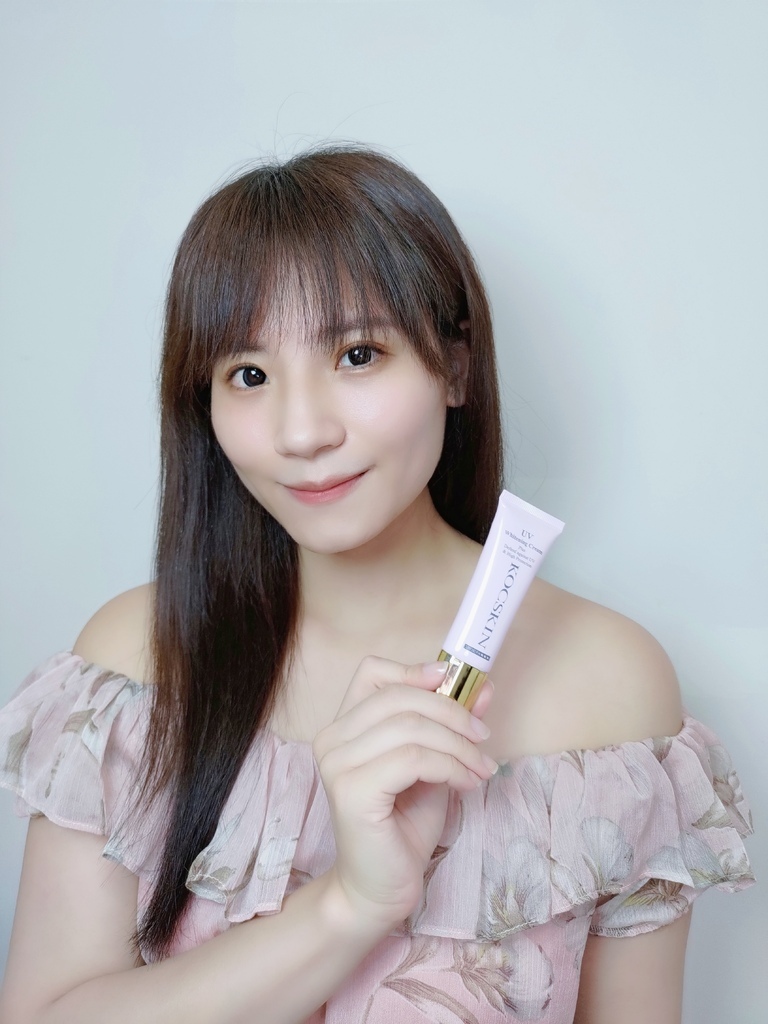 【KOCSKIN克麗詩黛】3D極緻亮白隔離防曬霜潤澤粉、經典黑 【KOCSKIN克麗詩黛】3D極緻亮白隔離防曬霜潤澤粉、經典黑