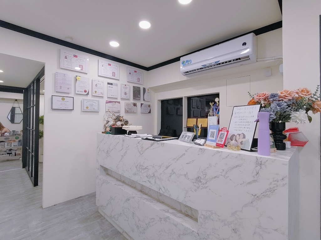 寶妮小姐 (5).jpg 寶妮小姐 (5).jpg