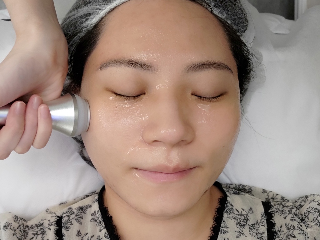 寶妮小姐國際美學膚測儀科學做臉處方式護理讓數據來教妳保 寶妮小姐國際美學膚測儀科學做臉處方式護理讓數據來教妳保