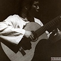 黃潘培吉他獨奏會1981-13.jpg