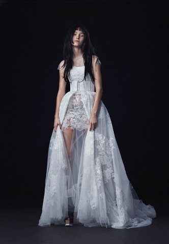 vera-wang-bridal-fall-2016-16.jpg