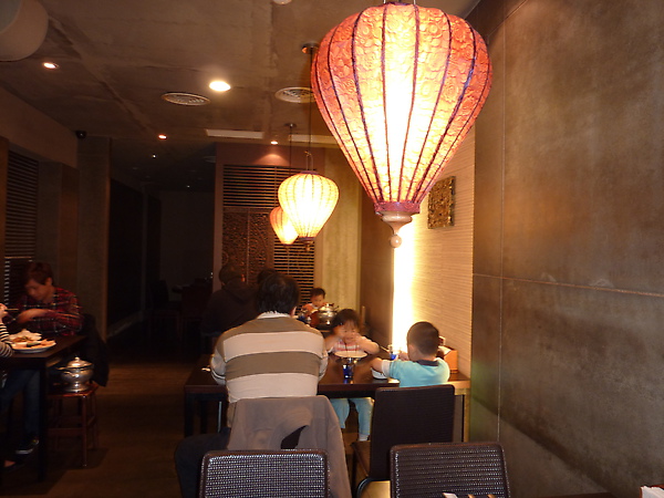台中公益路〞湄南河〞餐廳