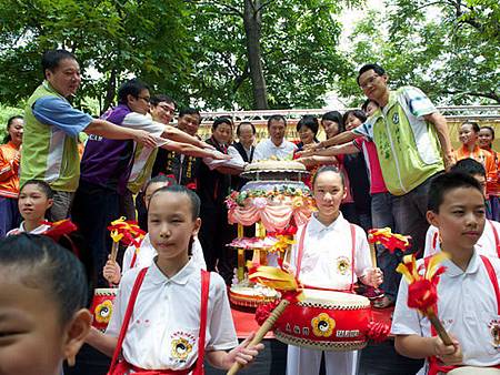 良心傳愛公益園遊集善心