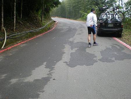 大雪山林道又發生車輛墜谷事件