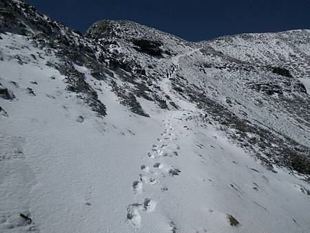 Ｈ雪山積雪吳建宏1.jpg