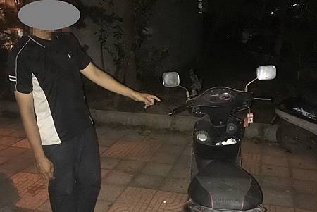 H騎贓車買彩券2.jpg H騎贓車買彩券2.jpg