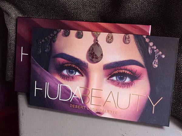 HUDA BEAUTY-Desert Disk3.jpeg