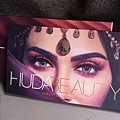 HUDA BEAUTY-Desert Disk3.jpeg