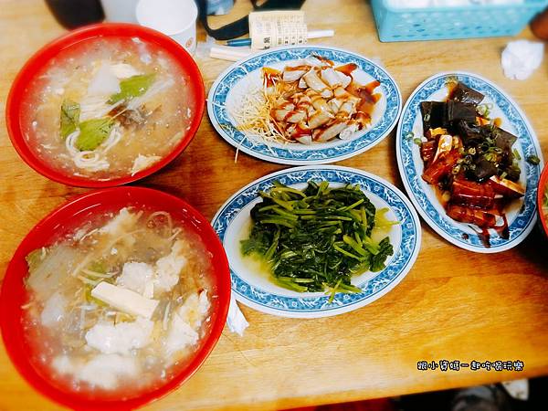 新莊美食,隱藏版小吃,正沙茶魷魚羹,魷魚羹,小菜,滷味,新北美食